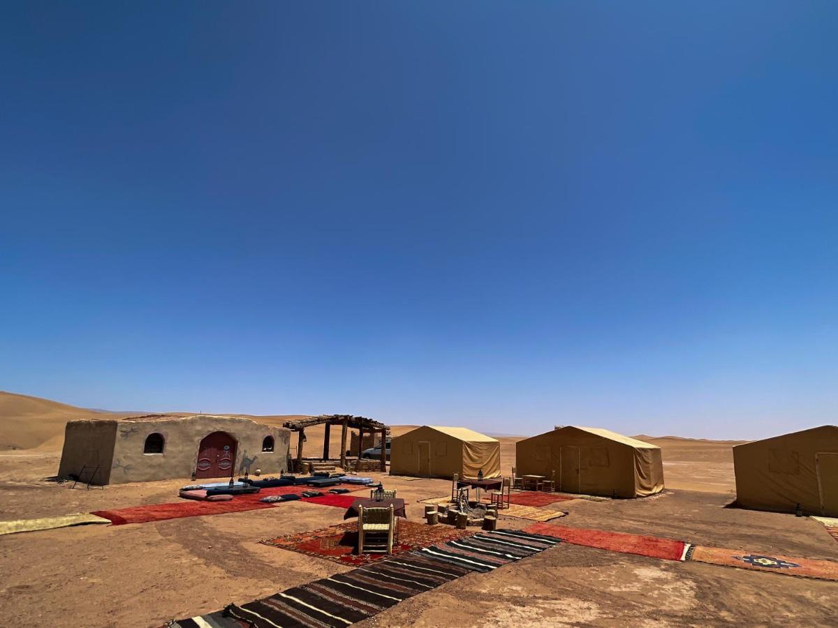 فندق Bivouac Les Nomades & Foum Zguid To Chegaga Tours المظهر الخارجي الصورة