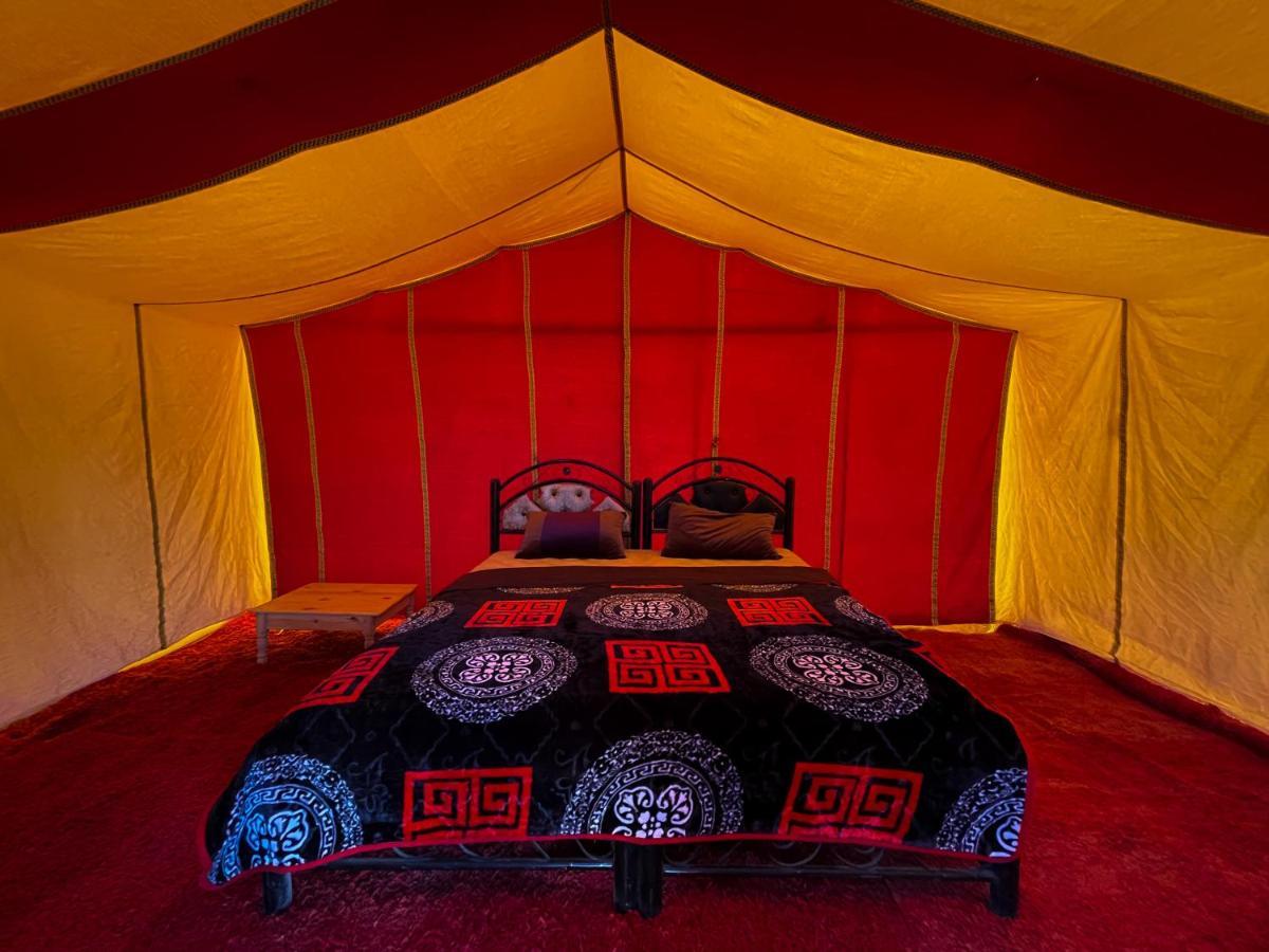 فندق Bivouac Les Nomades & Foum Zguid To Chegaga Tours المظهر الخارجي الصورة