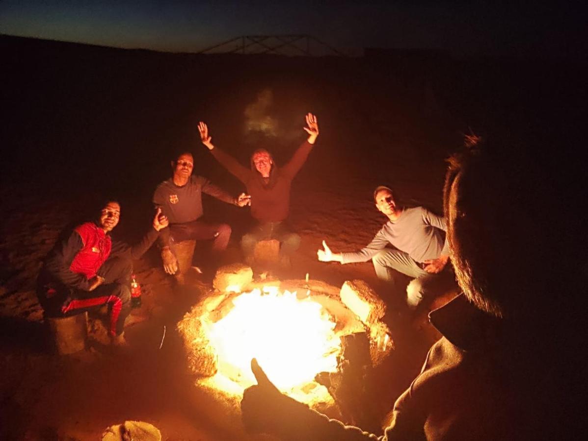 فندق Bivouac Les Nomades & Foum Zguid To Chegaga Tours المظهر الخارجي الصورة