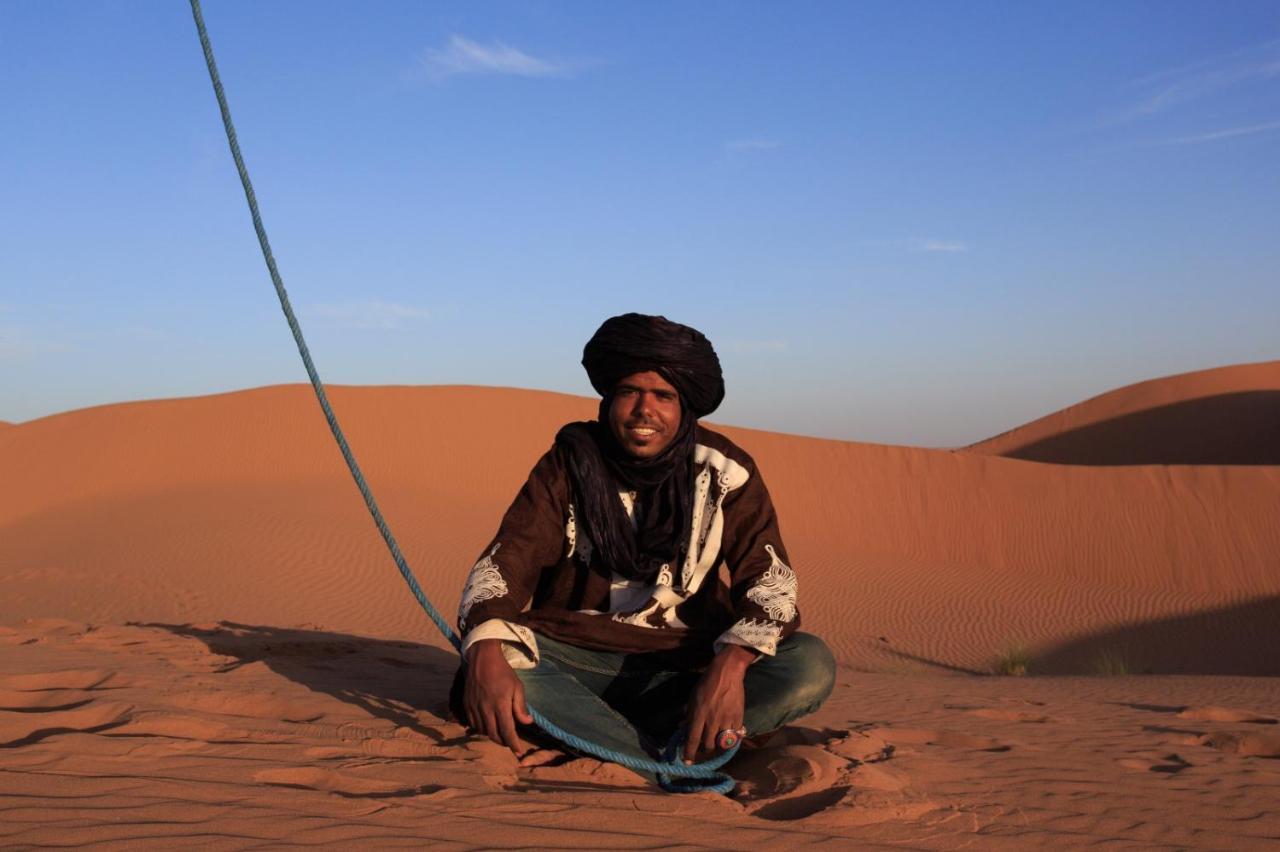 فندق Bivouac Les Nomades & Foum Zguid To Chegaga Tours المظهر الخارجي الصورة